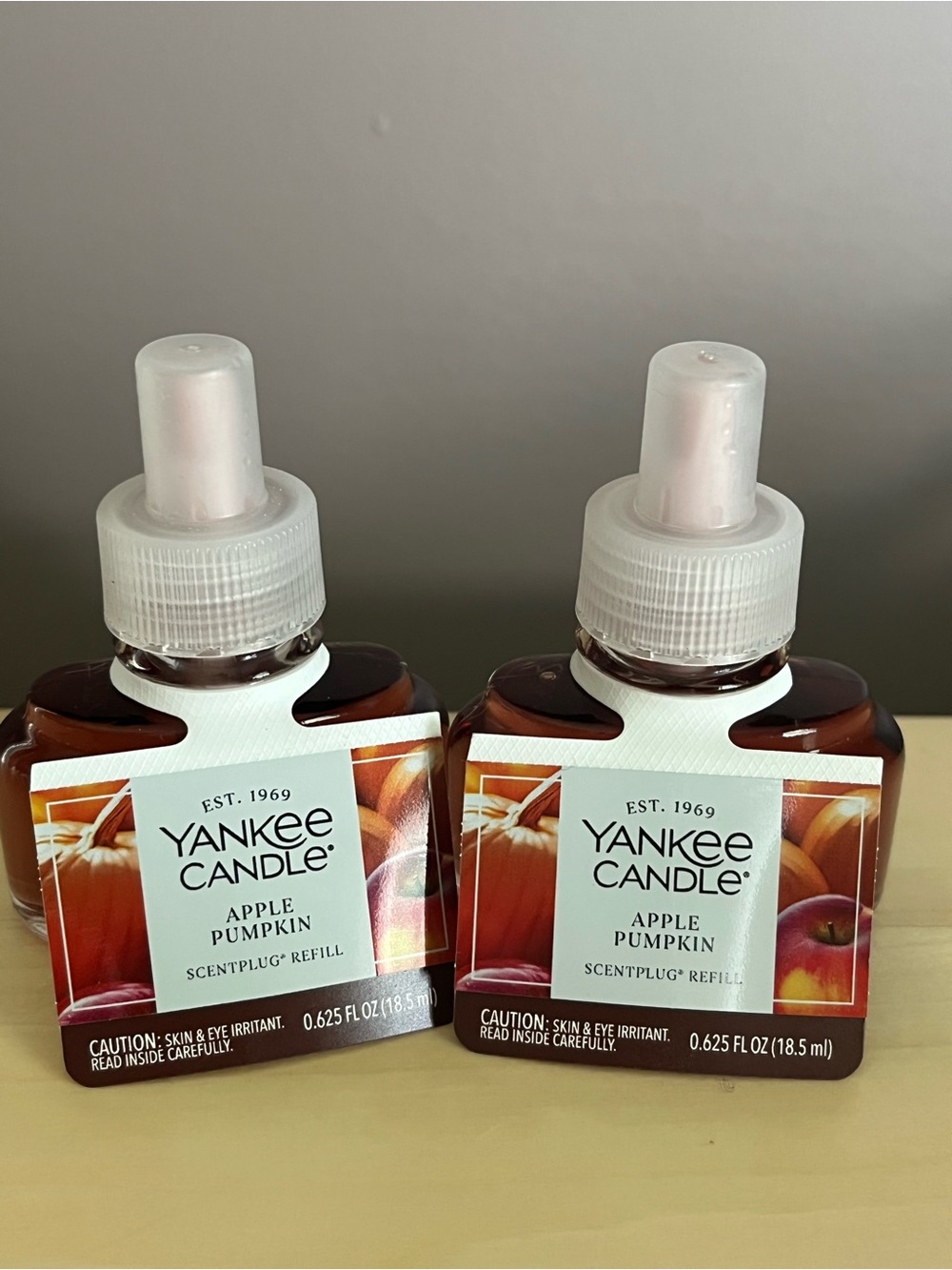 Two New Yankee Candle Apple Pumpkin Plug In Scented Refills